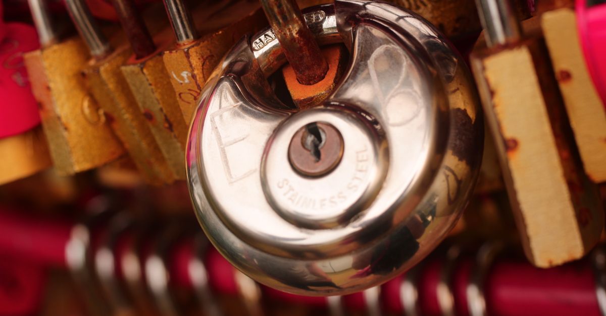 Why Lock Re-Key After Employee Turnover Is a Non-Negotiable Step — First Locksmiths